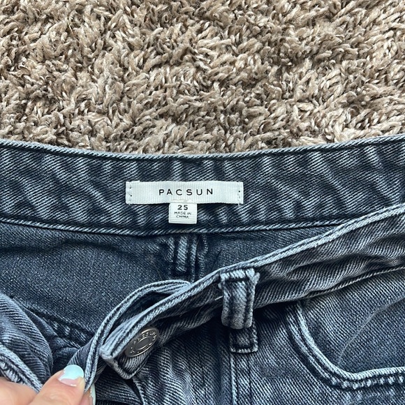 women's jeans with side pockets - Picture 3 of 4